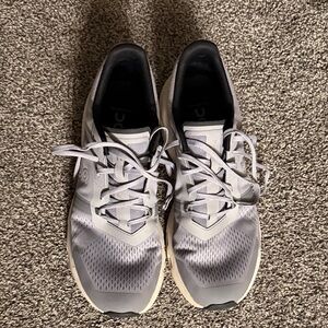 Men's Athletic Shoes - Gray